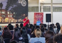 Imparten conferencia sobre salud sexual a jóvenes saltillenses