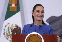 Pide Sheinbaum debatir juicio a menores tras ataque en prepa