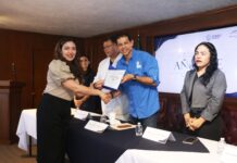 Reconoce Hospital Universitario de Saltillo la trayectoria de su personal por años de servicio