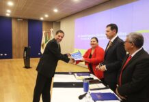 Reconoce UAdeC a universitarios con la medalla “Dr. Mariano Narváez González” 2026