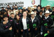 Abandera Manolo a delegación coahuilense que participará en la Olimpiada Nacional 2026