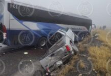 Paraliza accidente múltiple en Arteaga el regreso vacional a Saltillo