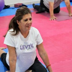 Desarrollo Social integra el yoga a los cursos del Centro Comunitario Nueva California