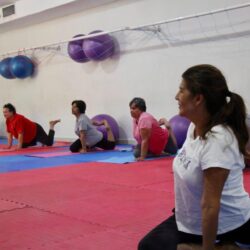 Desarrollo Social integra el yoga a los cursos del Centro Comunitario Nueva California1
