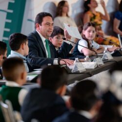 Impulsan Javier Díaz y Luly López la participación de la niñez saltillense2