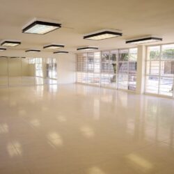Inaugura rector de la UAdeC Aula Polivalente en Coordinación de Unidad Laguna y Centro de Cómputo en Escuela de Artes Escénicas5