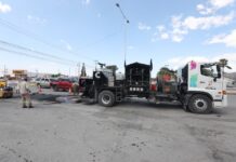 Intensifica Saltillo rehabilitación de asfalto en periférico LEA