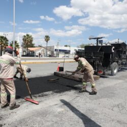 Intensifica Saltillo rehabilitación de asfalto en periférico LEA1