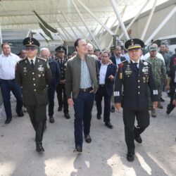 Junto con el ejército inauguramos3