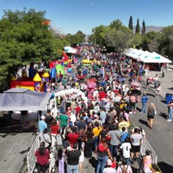 Miles de familias salen a las calles a celebrar a la niñez, la seguridad y la salud12