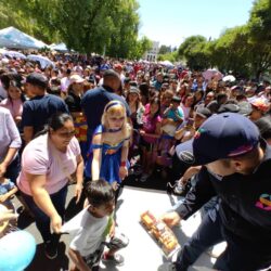Miles de familias salen a las calles a celebrar a la niñez, la seguridad y la salud6