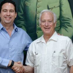 Refrendan hermanamiento Alcalde Javier Díaz y Mayor de Austin Kirk Watson2