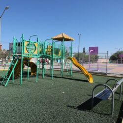 Rehabilita Gobierno de Saltillo plaza pública de la colonia María de León2