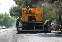 Rehabilita Javier Díaz pavimento en Avenida Universidad