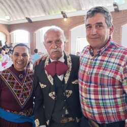 Rinden homenaje a don Macario González2
