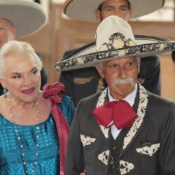 Rinden homenaje a don Macario González3
