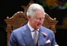 Carlos III baja la tensión con Trump en Washington con una broma sobre el idioma