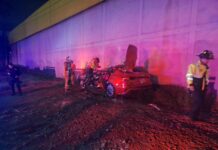 Fallece conductor tras fuerte choque en bulevar Miguel Ramos Arizpe