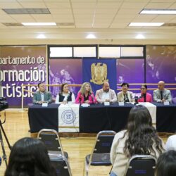 invita uadec a taller