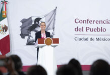 No tenemos recursos infinitos, dice Sheinbaum a transportistas