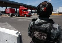 Transportistas cumplen amenaza: colapsan carreteras en todo el país