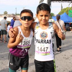 Disfrutan cientos de niñas, niños y adolescentes corredores del 21K Family5
