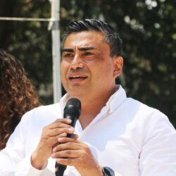 Encabeza rector de la UAdeC arranque de obra de Techos-Sombra en la Facultad de Ciencias Químicas
