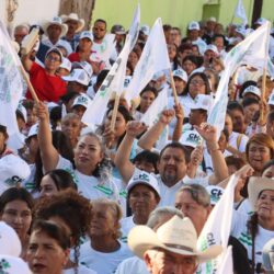 Entre porras y respaldo total, Chema Morales enciende Paredón en su cierre rural1