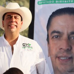 Entre porras y respaldo total, Chema Morales enciende Paredón en su cierre rural10