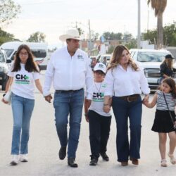 Entre porras y respaldo total, Chema Morales enciende Paredón en su cierre rural13