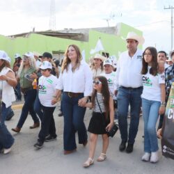 Entre porras y respaldo total, Chema Morales enciende Paredón en su cierre rural8