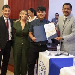 Entrega UAdeC a Egresados de Bachillerato de las Tres Unidades Regionales sus Pases Directos a Licenciatura e Ingeniería5