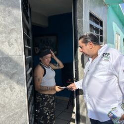 Escucha Chema Morales necesidades de familias en la colonia Analco de Ramos Arizpe7