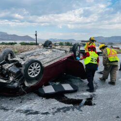 Fatal volcadura deja un hombre sin vida en la carretera Saltillo-Monterrey
