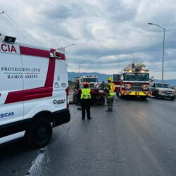 Fatal volcadura deja un hombre sin vida en la carretera Saltillo-Monterrey5