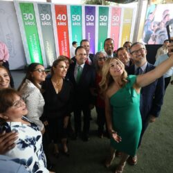 Felicidades a las y los maestros de Coahuila1