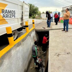 Gobierno y ciudadanía reducen y atienden afectaciones por lluvias en Ramos Arizpe3