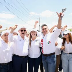 Mercados se pintan de tricolor con recorridos de candidatas priistas5