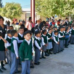 Nombran a nueva inspectora escolar