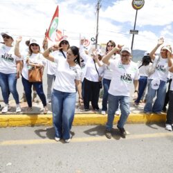 Se ‘pintan de PRI’ cruceros de Saltillo2