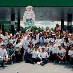 Se ‘pintan de PRI’ cruceros de Saltillo5