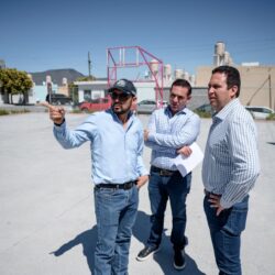 Supervisa Javier Díaz rehabilitación de plaza en Lomas del Refugio2