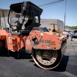 Supervisan obras de repavimentación en Lomas de Lourdes2