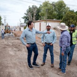 Supervisan pavimentación de calles en Ampliación Postal Cerritos2