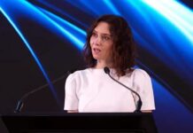 Cancela Isabel Díaz Ayuso gira en México; acusa boicot