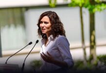 Dice Sheinbaum que visita de Ayuso a México fue ‘un fracaso’
