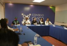 Expone Alex Martínez agenda legislativa ante integrantes del CCI