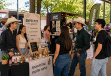 Impulsarán a estudiantes emprendedores con Mercadito Universitario en la Narro