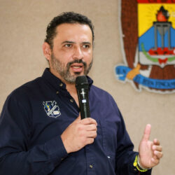 inaugura rector