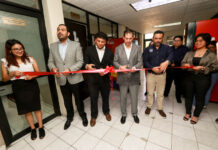 Inaugura rector de la UA de C Centro de Cómputo de la Facultad de Trabajo Social US